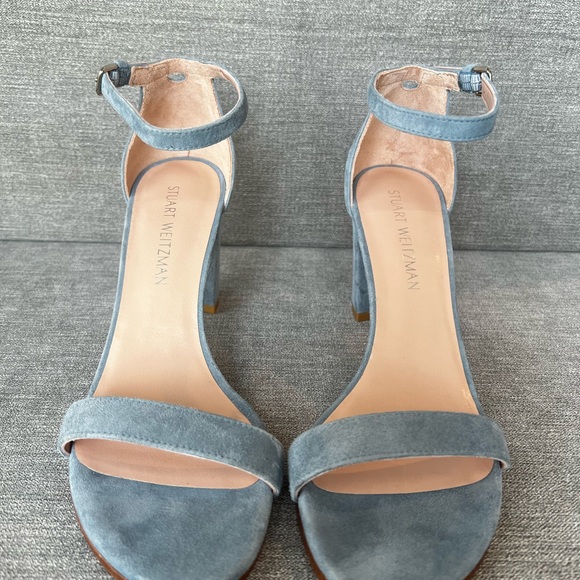 Stuart Weitzman Light Blue Suede Heels - Picture 2 of 7